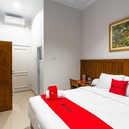 Reddoorz Near Universitas Muhammadiyah Yogyakarta Jarakan Ngoại thất bức ảnh