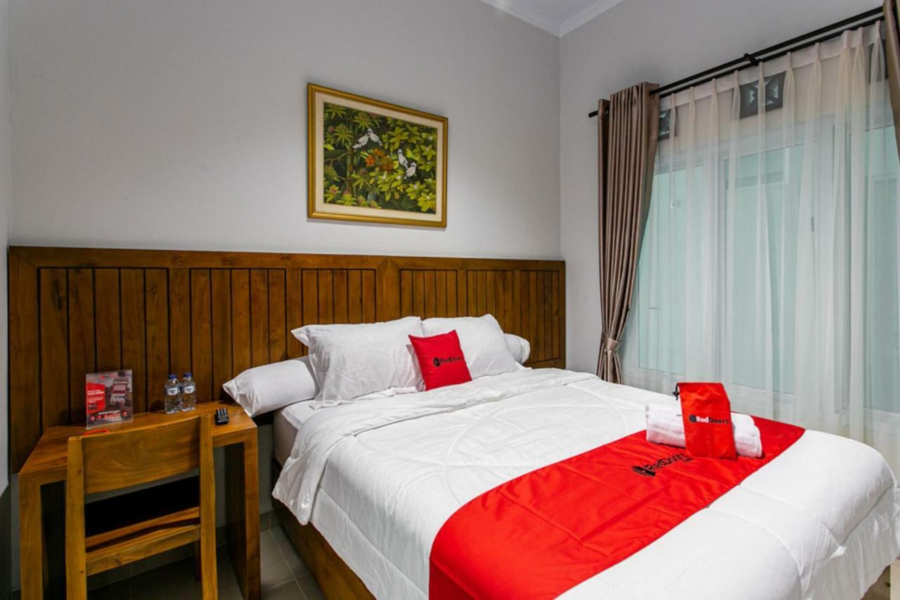 Reddoorz Near Universitas Muhammadiyah Yogyakarta Jarakan Ngoại thất bức ảnh