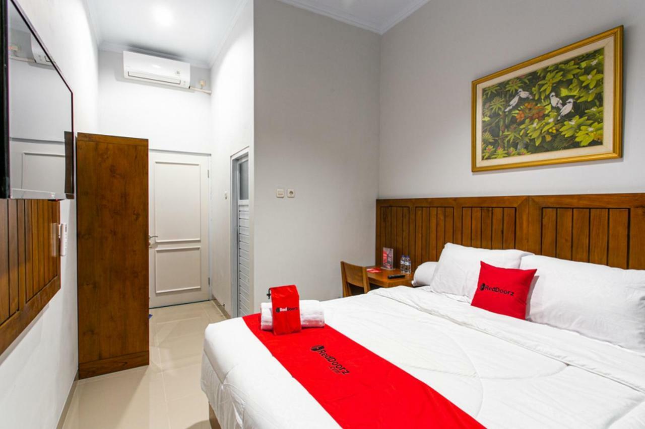 Reddoorz Near Universitas Muhammadiyah Yogyakarta Jarakan Ngoại thất bức ảnh