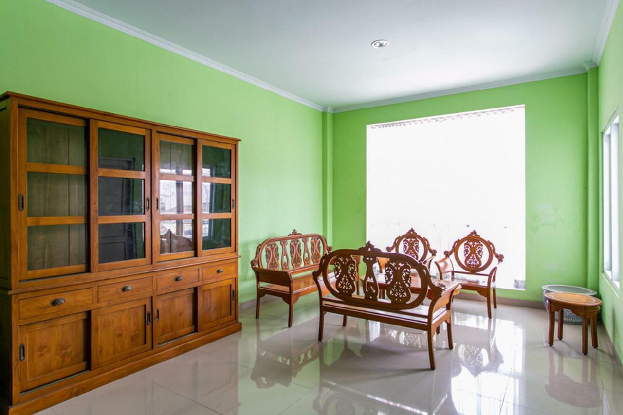 Reddoorz Near Universitas Muhammadiyah Yogyakarta Jarakan Ngoại thất bức ảnh
